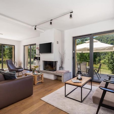 Modern Alpine Monsalbius Chalet Baske Ostarije 外观 照片
