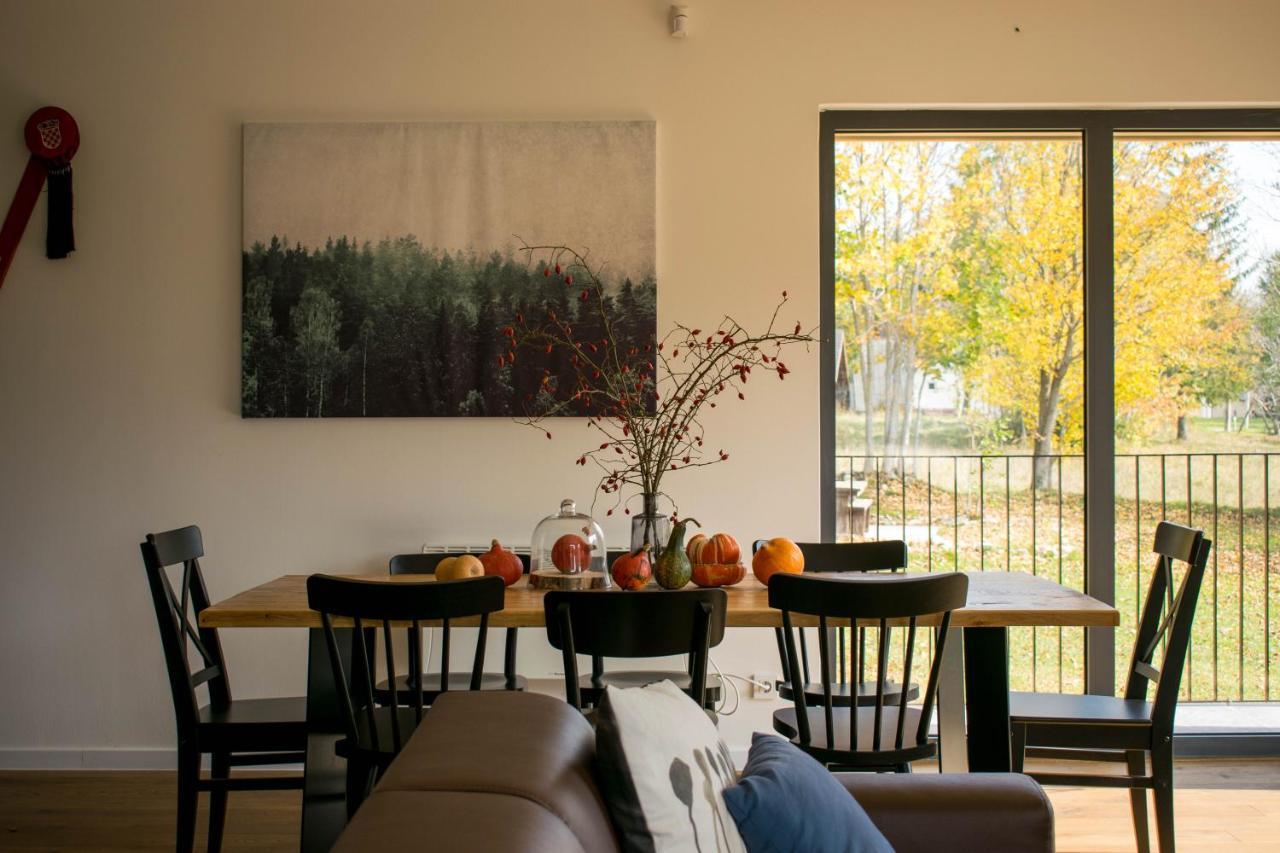 Modern Alpine Monsalbius Chalet Baske Ostarije 外观 照片