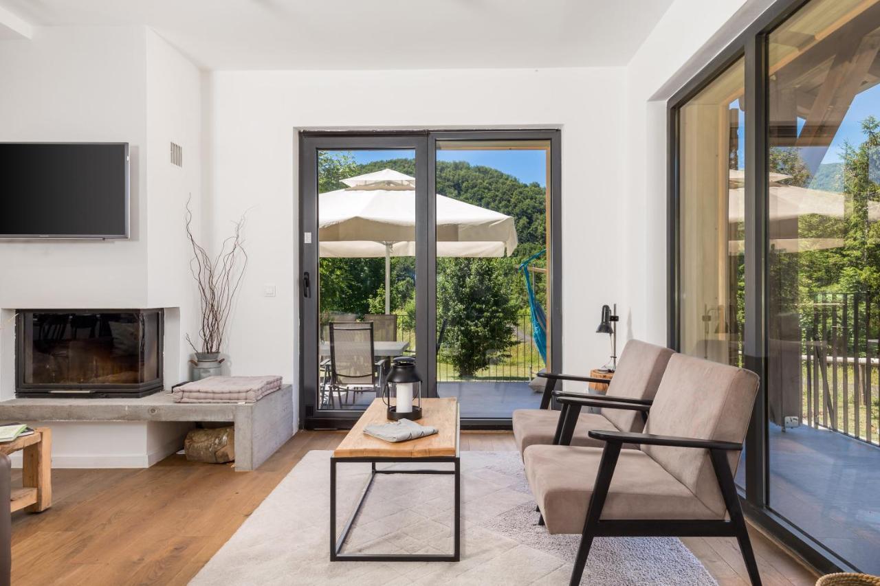 Modern Alpine Monsalbius Chalet Baske Ostarije 外观 照片