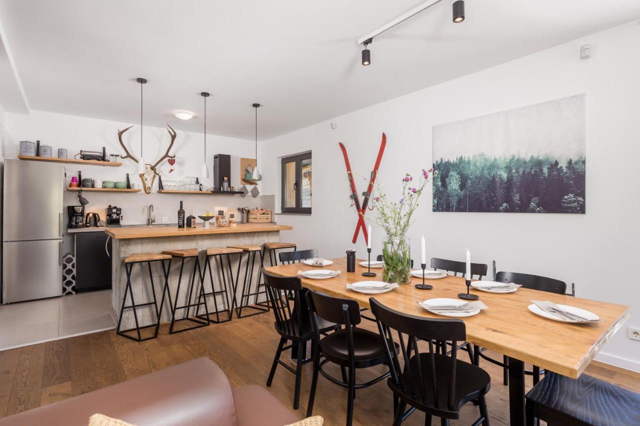 Modern Alpine Monsalbius Chalet Baske Ostarije 外观 照片