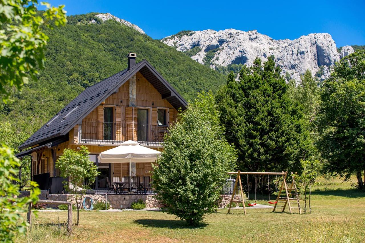 Modern Alpine Monsalbius Chalet Baske Ostarije 外观 照片