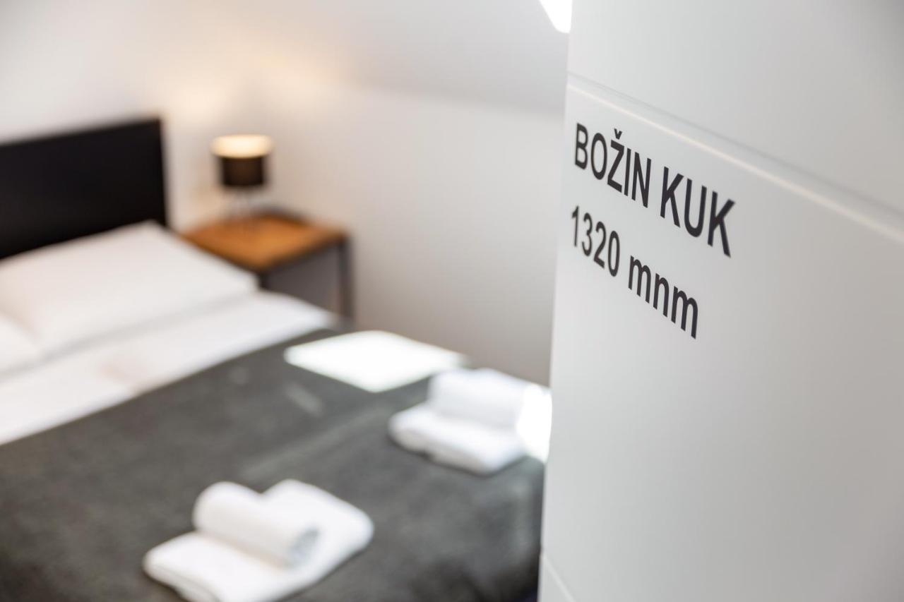 Modern Alpine Monsalbius Chalet Baske Ostarije 外观 照片