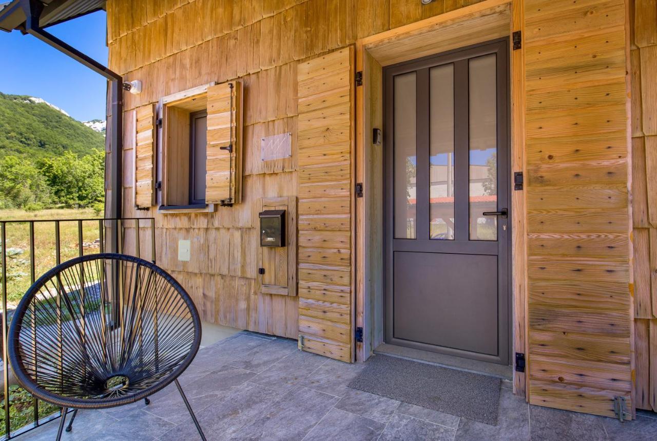 Modern Alpine Monsalbius Chalet Baske Ostarije 外观 照片